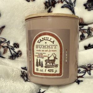 Vanilla Summit Scented Candle